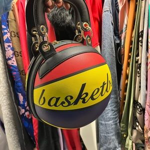Colorful fun basketball purse in great condition